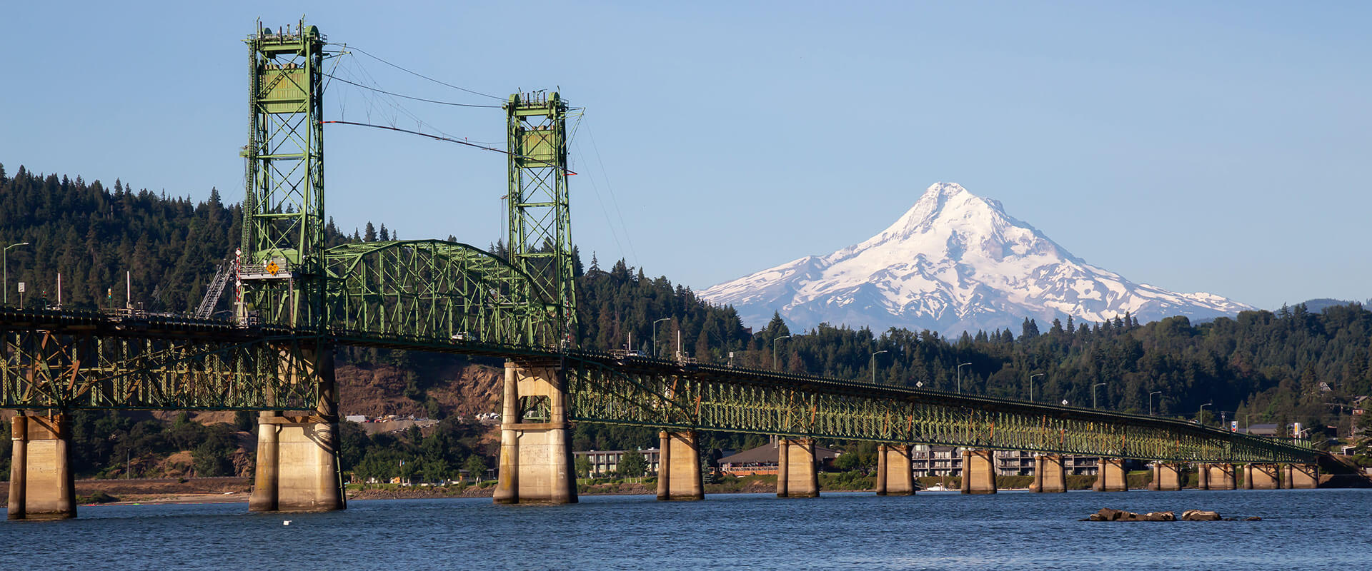 bridge-columbia-river-mount-hood-oregon-washington